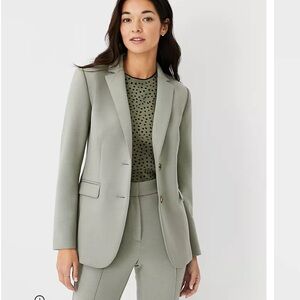 Ann Taylor Green Blazer - Size 6 Petite
